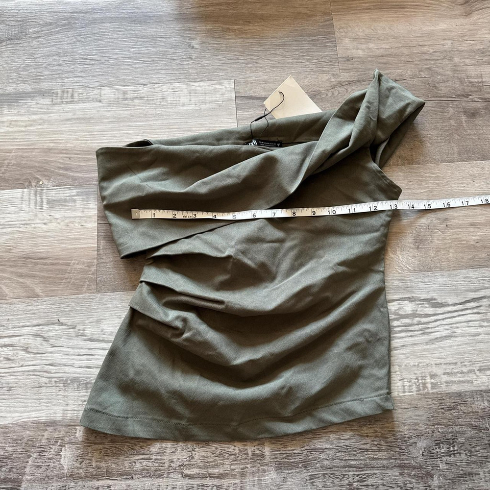 blouses - Picture 2 of 8